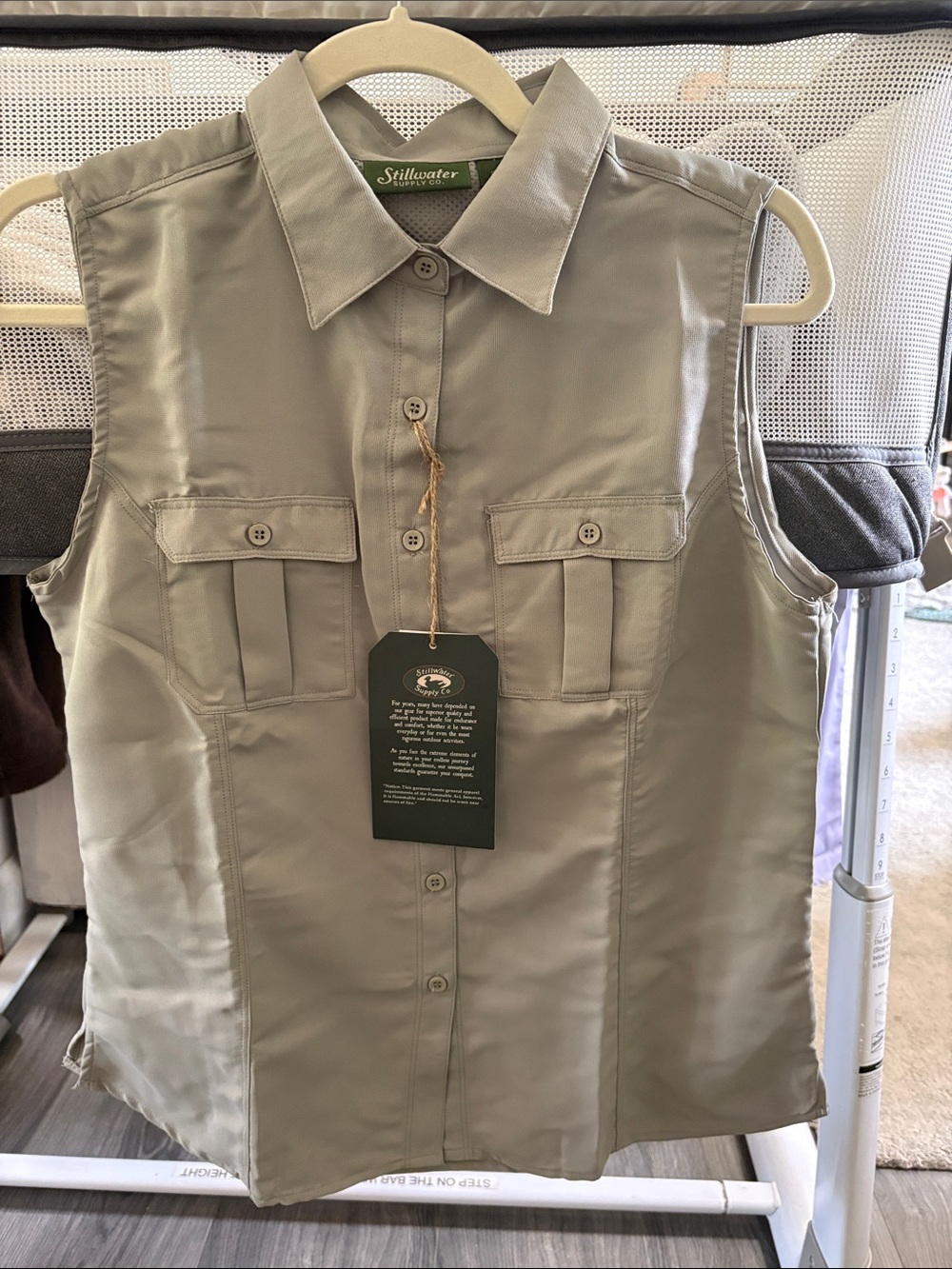 Stillwater Sleeveless Button-Down Utility Shirt - Sage Green